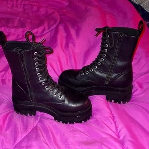 Goth boots